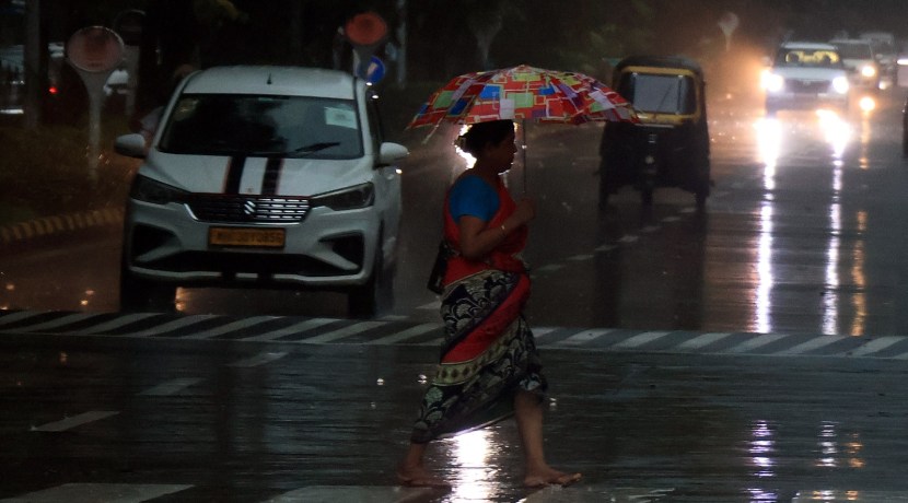 Mumbai pune heavy rain photos