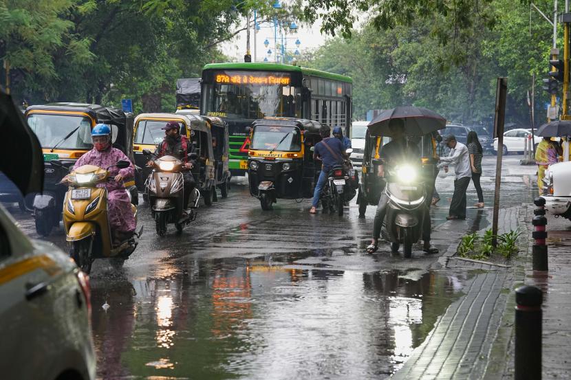 Mumbai pune heavy rain photos