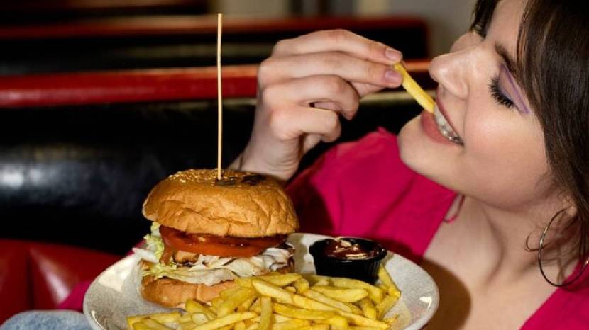 eating food quickly harmful to health