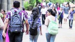 गडचिरोलीतील विद्यार्थ्यांचे आरोग्य धोक्यात; आदिवासी विकास विभागाने दिली धक्कादायक माहिती