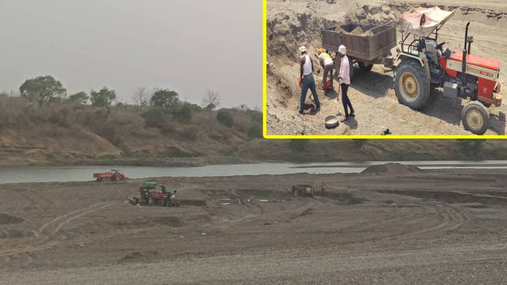 Painganga river , polluted, sand smugglers, Painganga river , polluted, sand smugglers,