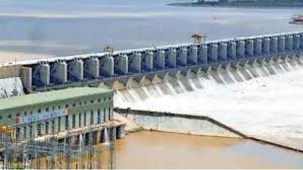 flood cause confusion prompts minister Vikhe Patil to call all party meet on almatti dam