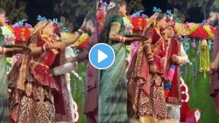 Bride beats groom's friend during jaimala