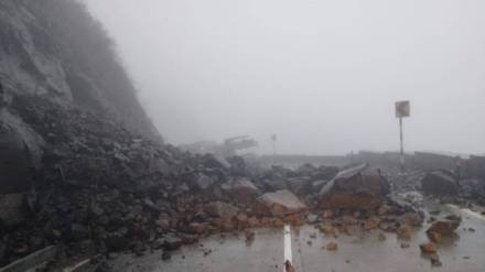 Heavy rain hit Panhala landslides closed Karul Ghat Kolhapur sees continuous downpour today