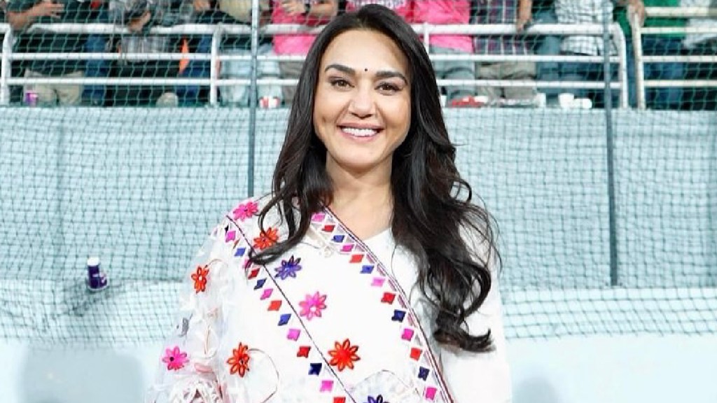 Preity Zinta donates Rs 1.10 crore to help Army widows and children Preity Zinta donates Rs 1.10 crore to help Army widows and children