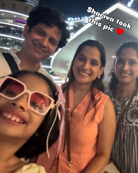 Priya Bapat Dubai Family Trip