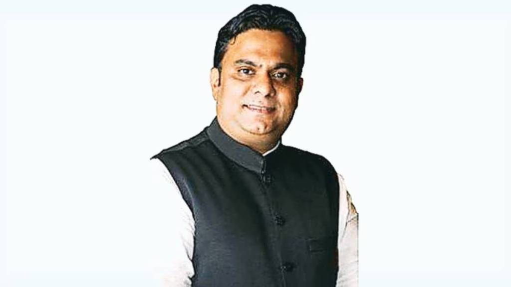 Samajwadi Party Rais Shaikh on sra schemeon bmc plot