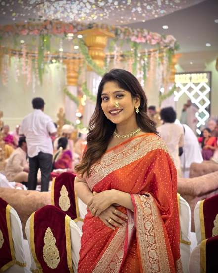 Samruddhi Kelkar Red Saree Look