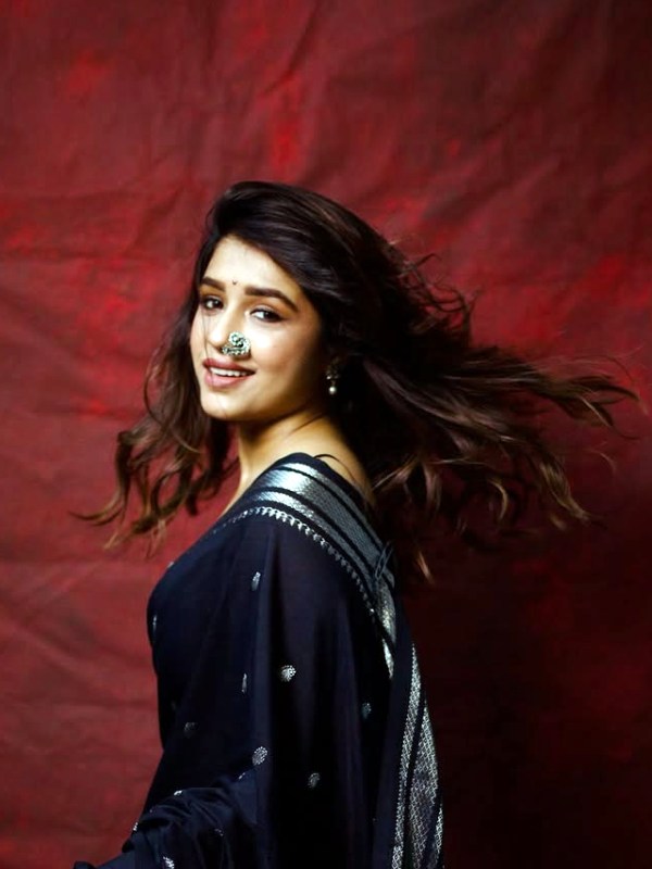 Sanskruti Balgude Black Paithani Saree