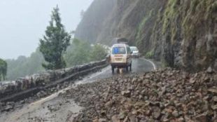 Sawantwadi landslide on amboli ghat road traffic restored