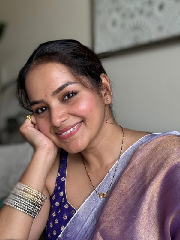 Titeekshaa Tawde Saree Look Bangles