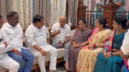 Vijay Wadettiwar Meets Kaspate Family Vijay Wadettiwar Meets Kaspate Family