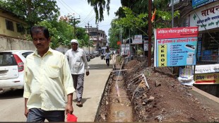 excavation work done for the sewer by the Wada Nagar Panchayat administration is incomplete