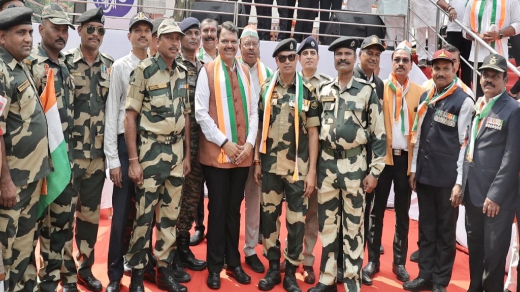 devendra fadnavis , tiranga yatra , nagpur , war ,