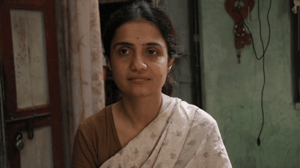 trailer of the Hindi film Chidiya released Marathi actress Amruta Subhash lead role