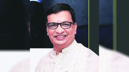 Balasaheb Thorat Lauds dr Malpani for Greening Hills