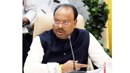 Nagpur revenue minister bawankule directive action for banks