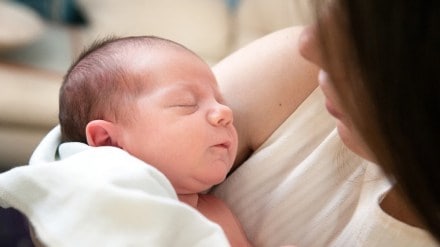 Woman files application in Nagpur Bench of Bombay High Court to take care of five month old baby
