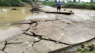 karjat nandani river bridge collapse flood damage