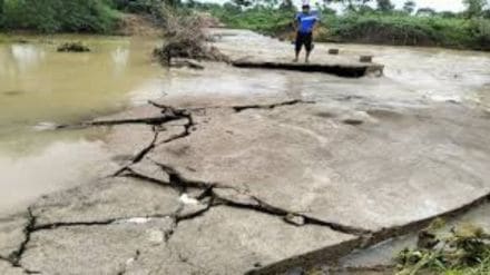 karjat nandani river bridge collapse flood damage