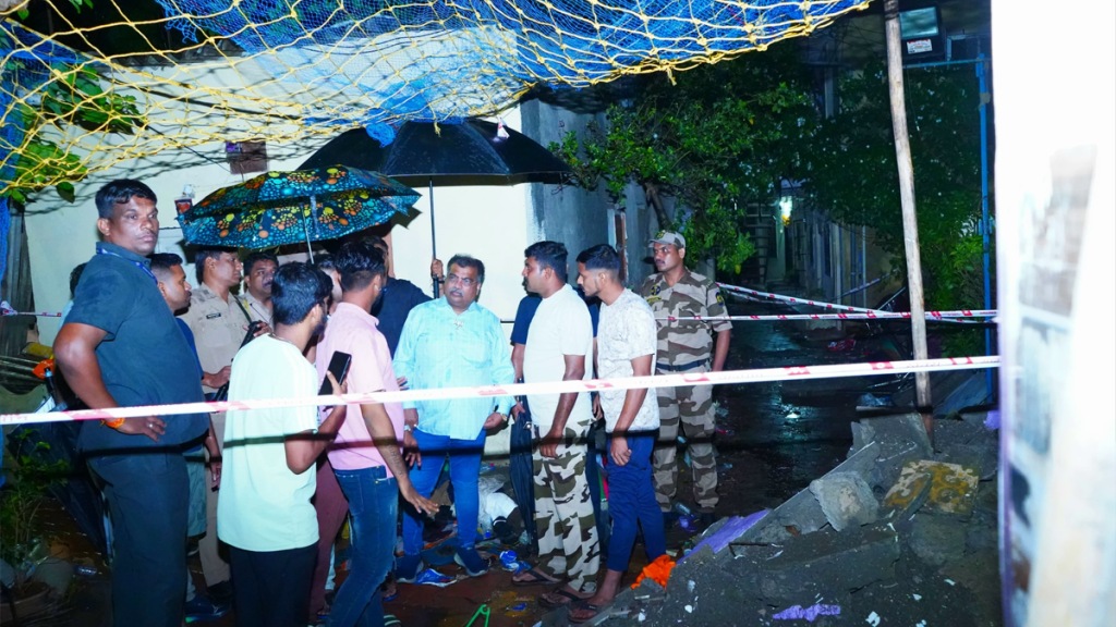 In Kalyan, a member was charged with causing death for carrying out unauthorized repairs in the Shri Saptashrungi building