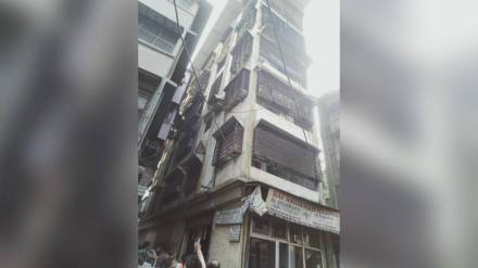 dangerous buildings in Ulhasnagar news in marathi