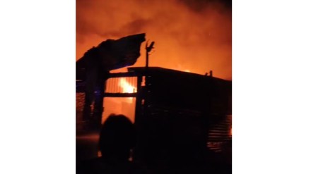 buldhana Fire at midnight in Mirza Nagar