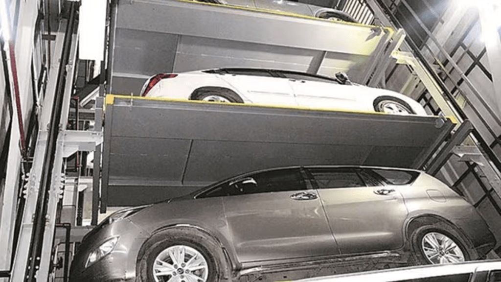 In Borivali Car parking lift collapsed one person died, and another suffered a serious head injury In Borivali Car parking lift collapsed one person died, and another suffered a serious head injury