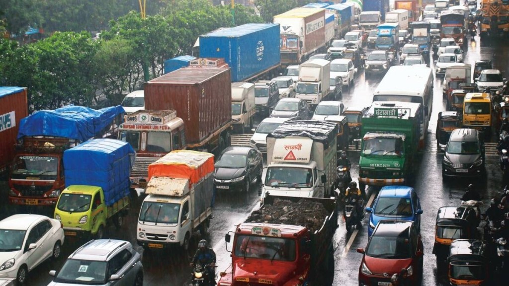 mumbai traffic slow