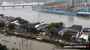 Mithi river nears danger level as BMC evacuates 140 families Heavy Rain Updates Mumbai