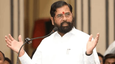 thane Case filed at Rabodi station against ex Shiv Sena shinde faction leader Mahesh Wagh for drunk driving assault