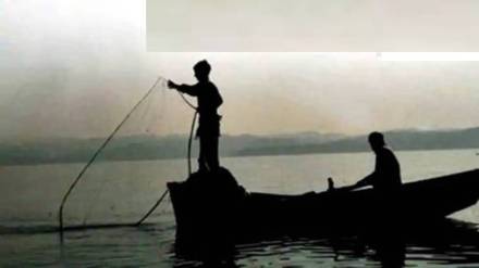 palghar first installment of aid for families of fishermen in Pakistan jails