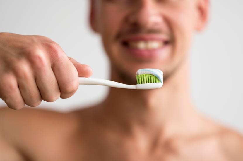 How to Get Rid of Yellow Teeth