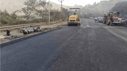 Once again, road work has started at Gaimukh Ghat on Ghodbunder Road