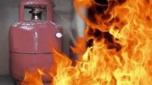 Gas explosion injures three house also damaged in sangli