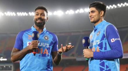 gujrat Titans vs Mumbai Indians