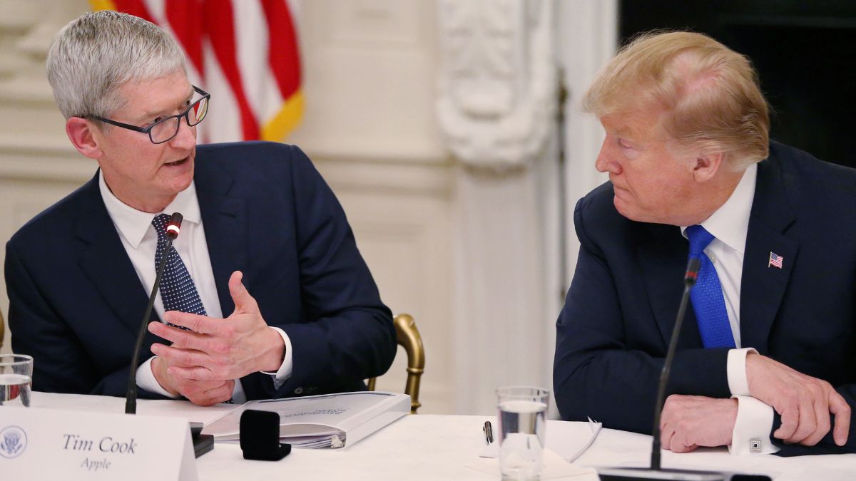 Donald trump and Tim cook