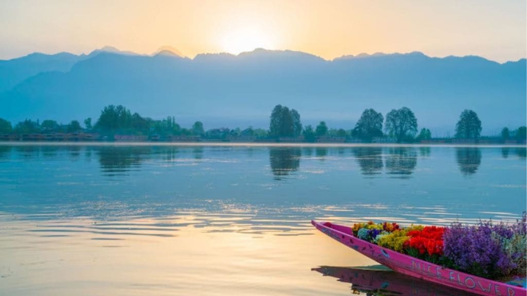 best tourist place in uttar pradesh