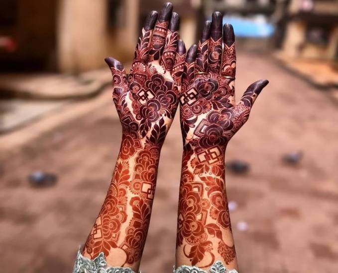 Mehandi design for bride's sister-in-law
