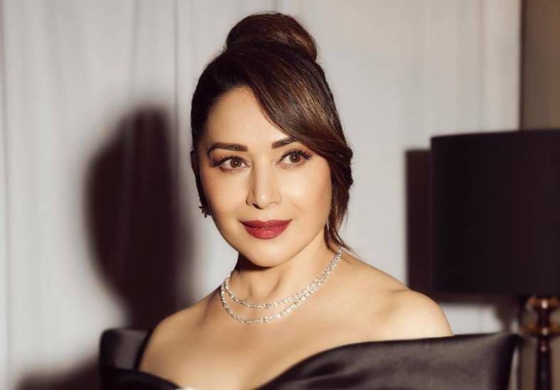 Saree Hairstyle