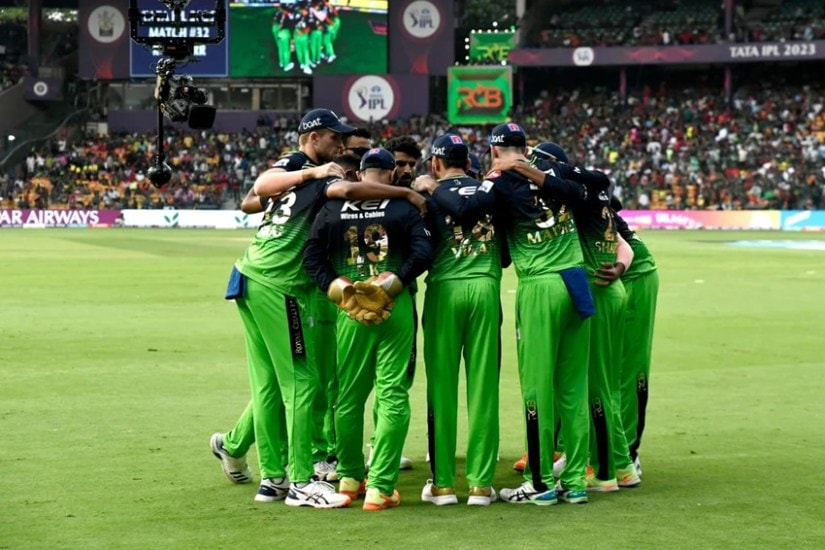 Virat Kohli jersey number 18