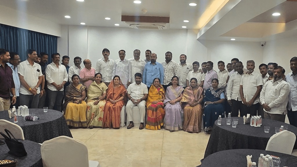 34 former corporators attended the Congress meeting in Kolhapur