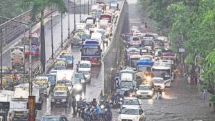 politicians blame game Mumbai waterlogging