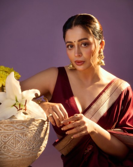दरम्यान, नेहा यंदाच्या कान्स महोत्सवात सुद्धा सहभागी झाली होती. (फोटो सौजन्य : इन्स्टाग्राम)