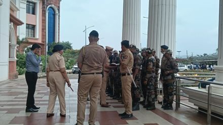 palghar anonymous email bomb threat at collector office palghar anonymous email bomb threat at collector office