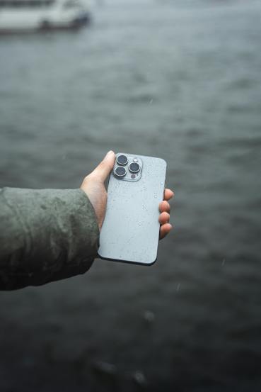 10 ways to keep your smartphone protected during monsoon season