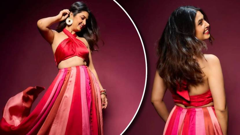 prajakta mali in colourful lehenga