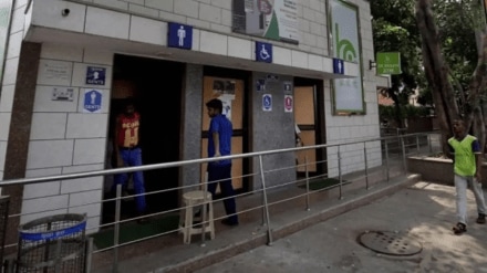 One toilet for 86 people, slow progress in building public toilets in Mumbai