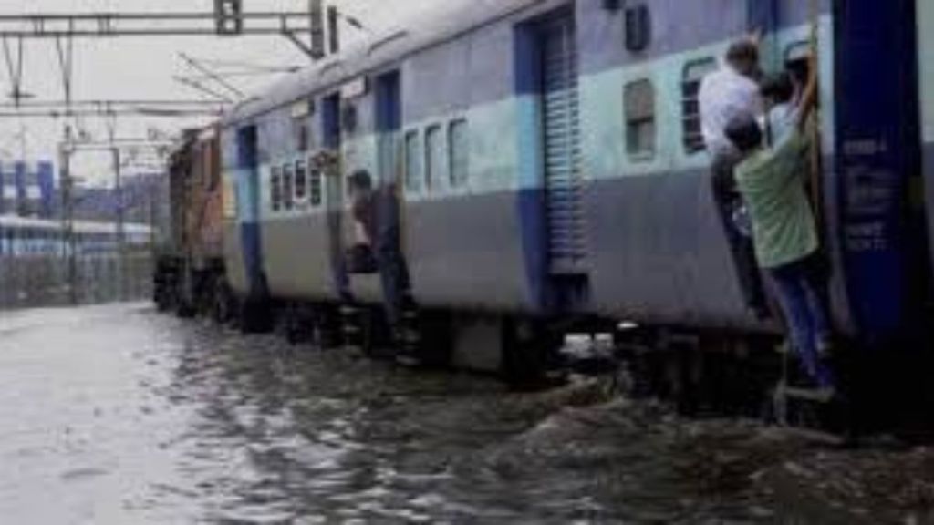 pune train delay due to rain