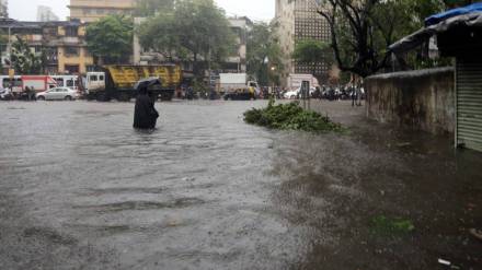Loksatta articles on Mumbai rain | impact of heavy rain in Mumbai